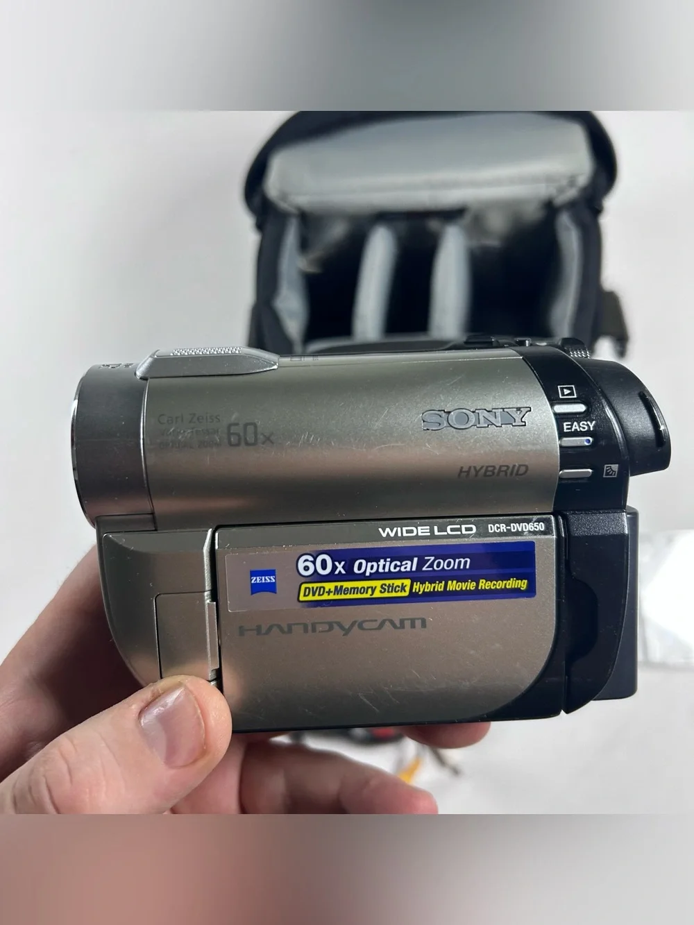 Sony DCR-DVD650 Mini DVD Handycam Tested Working Battery 8B Stick Bag Accessorie